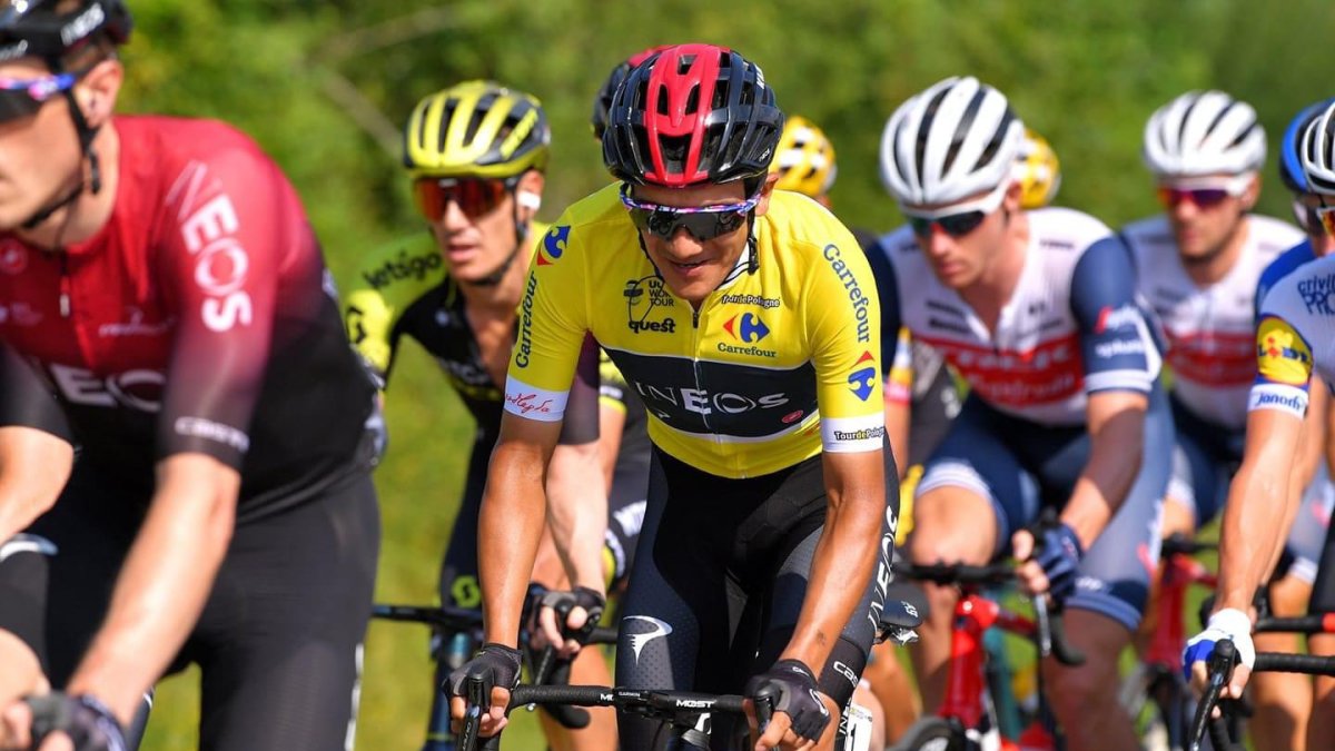 Richard Carapaz, ciclista ecuatoriano, no pudo conservar el maillot amarillo en la Vuelta a Polonia.