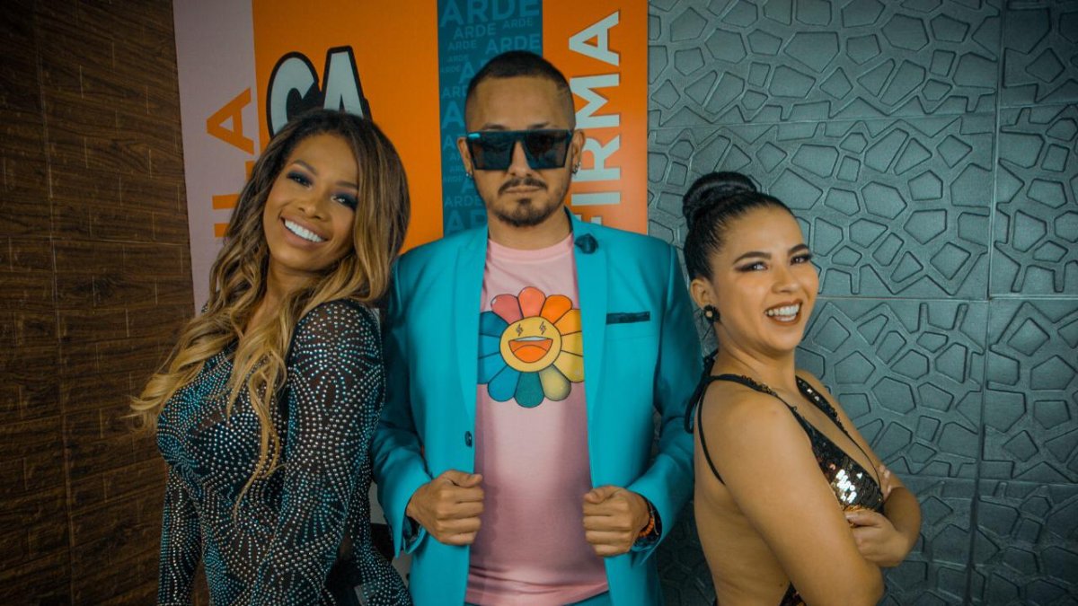 Aura Arce, Santiago y Jomahira Ganchozo.