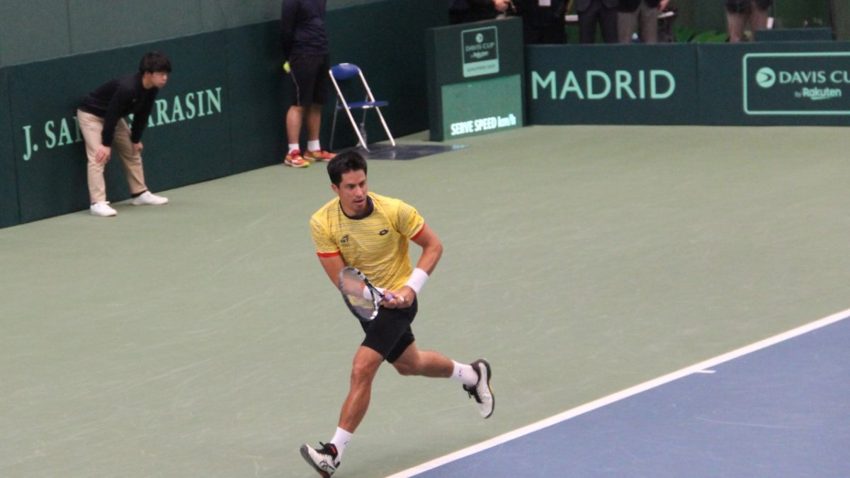 El tenista mabanabita Gonzalo Escobar fue diagnosticado hace poco más de una semana con Civid-19, pero en una semana ya estará recuperado para la cita.