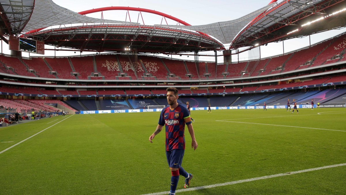 El argentino Lionel Messi ha demorado la firma de la renovación de su contrato y espera un proyecto ganador para continuar