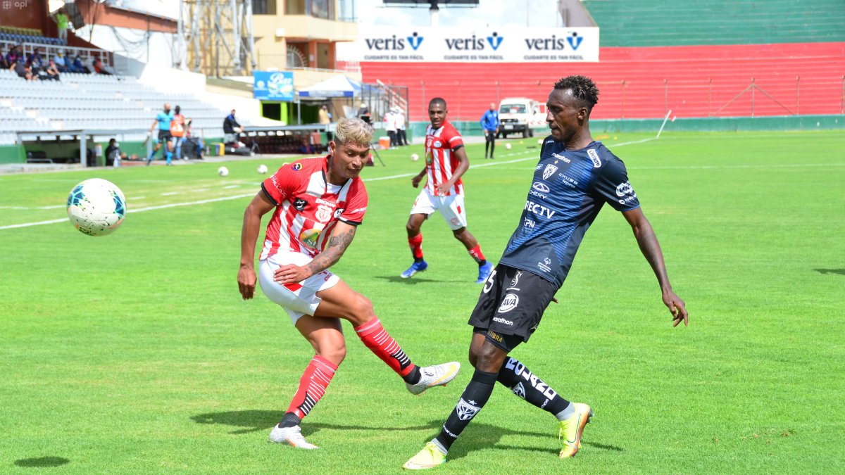 El único gol del partido se hizo a los 35 minutos del segundo tiempo.