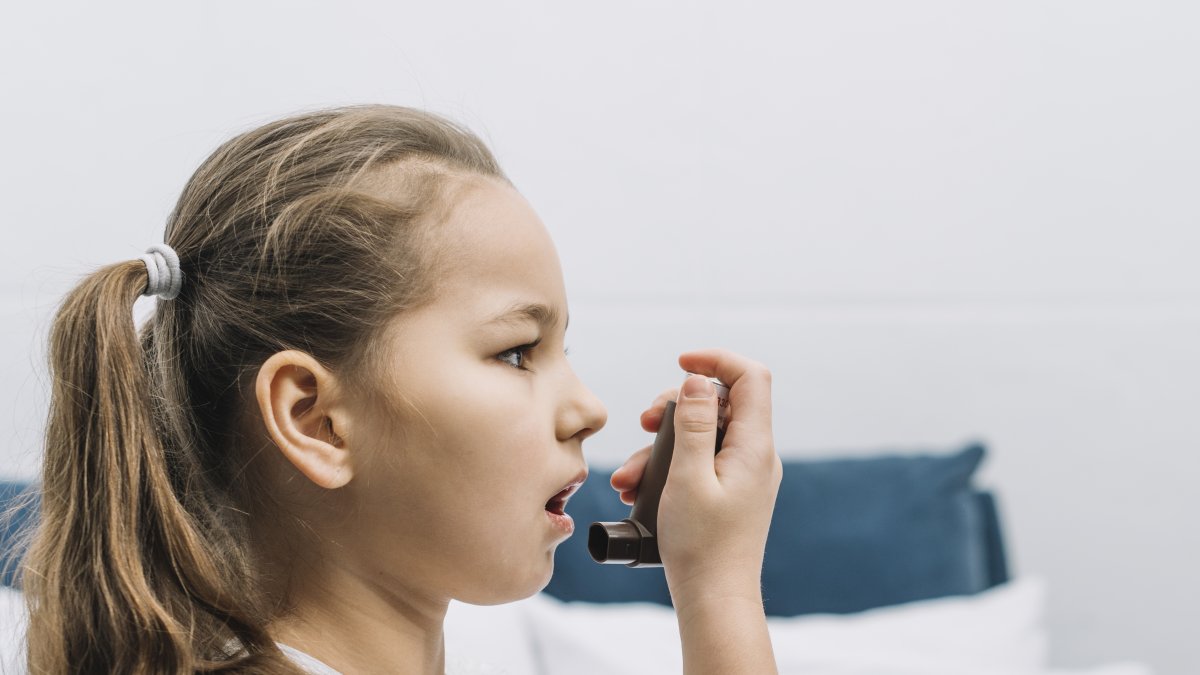 El daño a los pulmones en el primer año de vida puede afectar la salud respiratoria durante toda la vida.