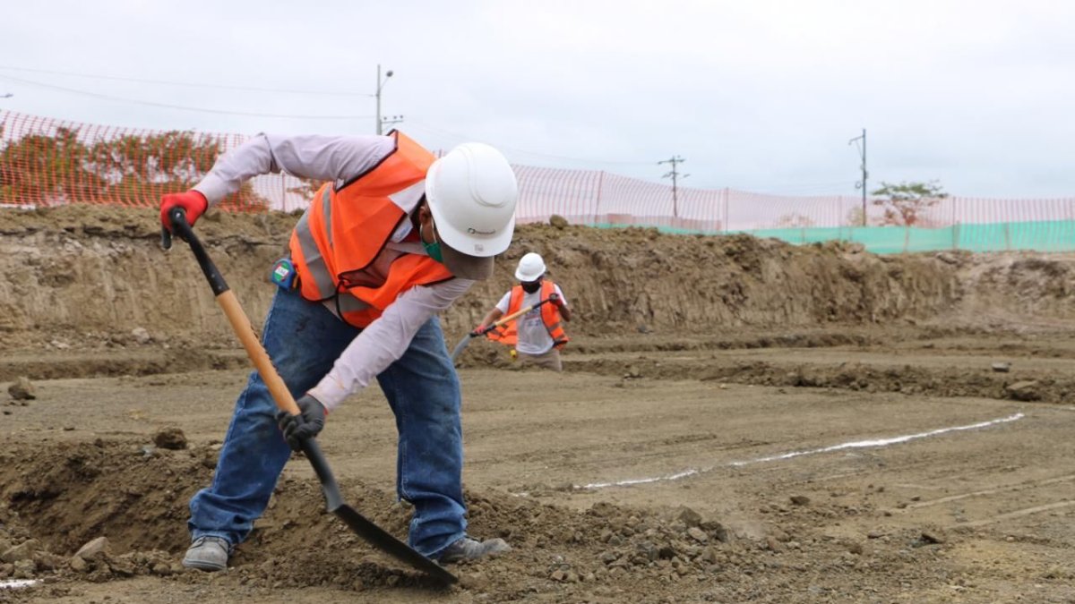 Construcción. La obra solo tuvo un 2 % de avance, según el fiscalizador.