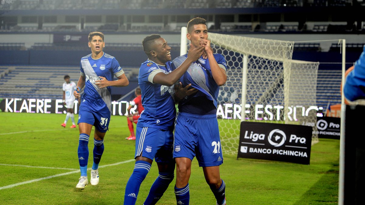 Emelec no convence, pero sumó un importante triunfo ante Liga de Portoviejo.