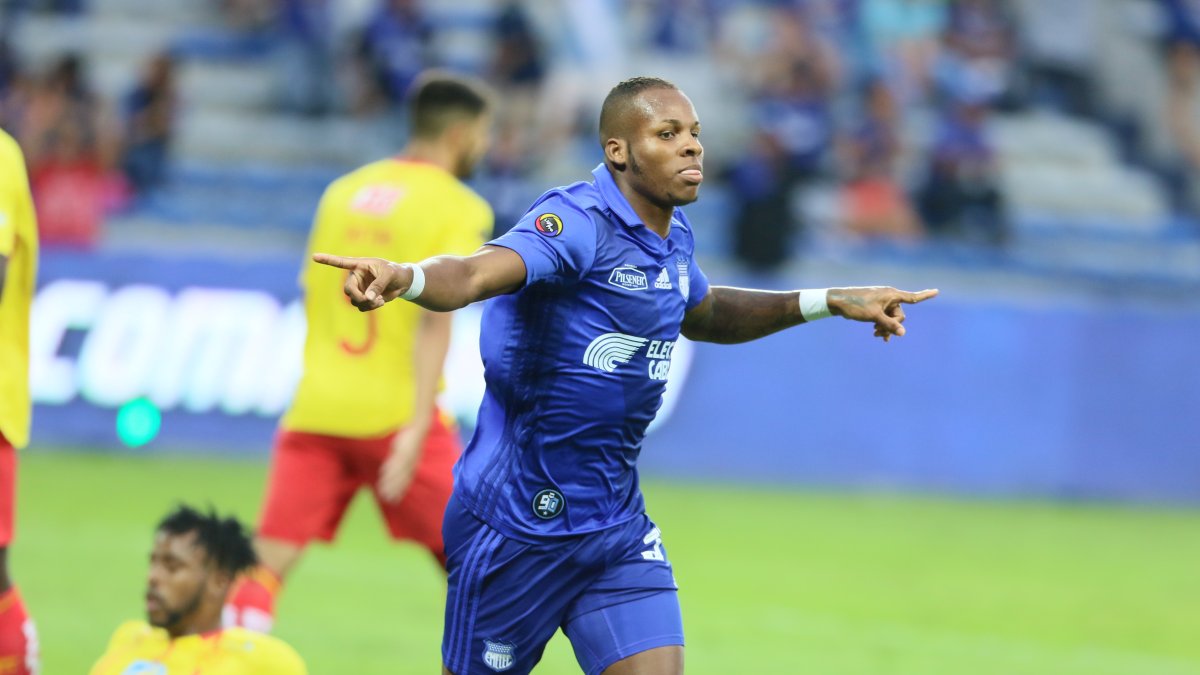 Wilmer Godoy no estuvo en el juego ante Liga de Portoviejo debido a la molestia.