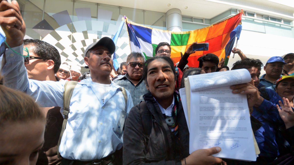 Se consideraron varios perfiles para elegir al binomio de Pérez.