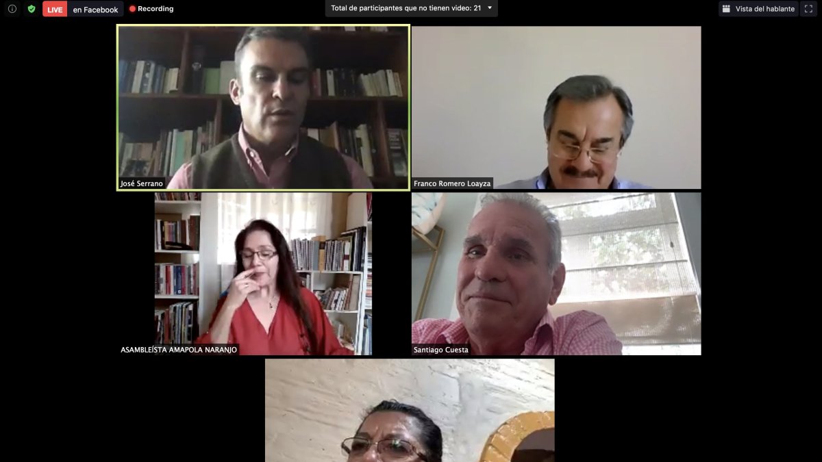 El exconsejero presidencial, Santiago Cuesta, en su comparecencia ante la Comisión Multipartidista de la Asamblea que investiga a Eliseo Azuero.