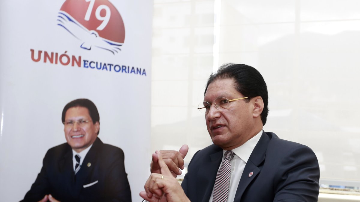 El exfiscal Washington Pesántez y líder del movimiento Unión Ecuatoriana fue candidato presidencial en las elecciones de 2017.

Agencia (ag-expreso ag-extra)