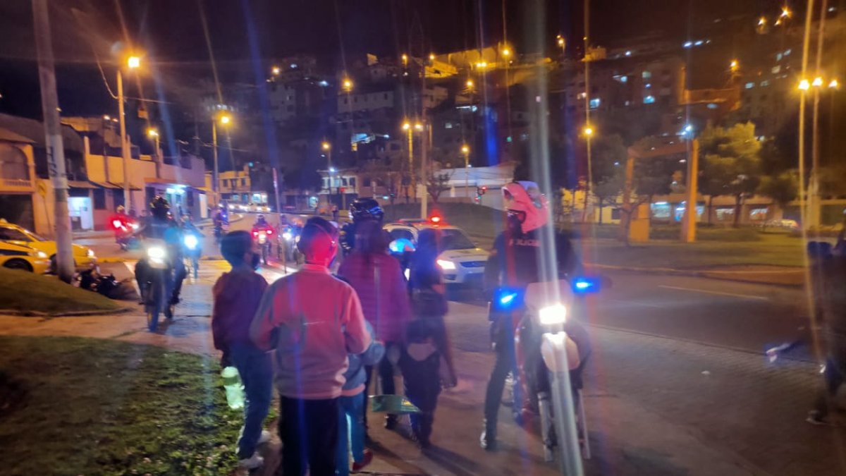 El fin de semana, uniformados de distintos servicios efectuaron operativos de control en el Guápulo y otros sectores.