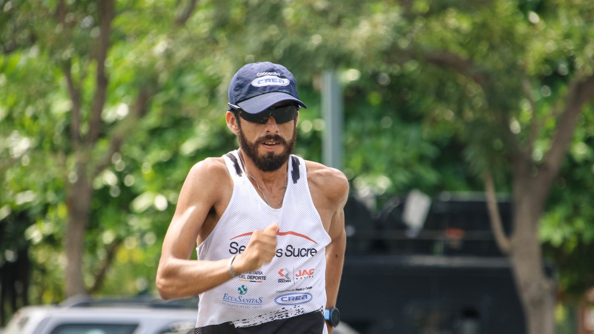 El marchista Claudio Villanueva cumple al pie de la letra el plan de trabajo de cara a los Juegos Olímpicos.