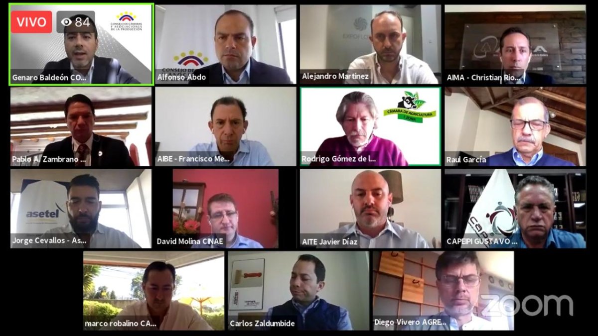 30 gremios empresariales protestaron contra el alcalde de Quito.