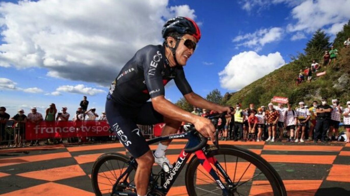 Richard Carapaz llegó en el puesto 25 de la etapa 14 del Tour de Francia.