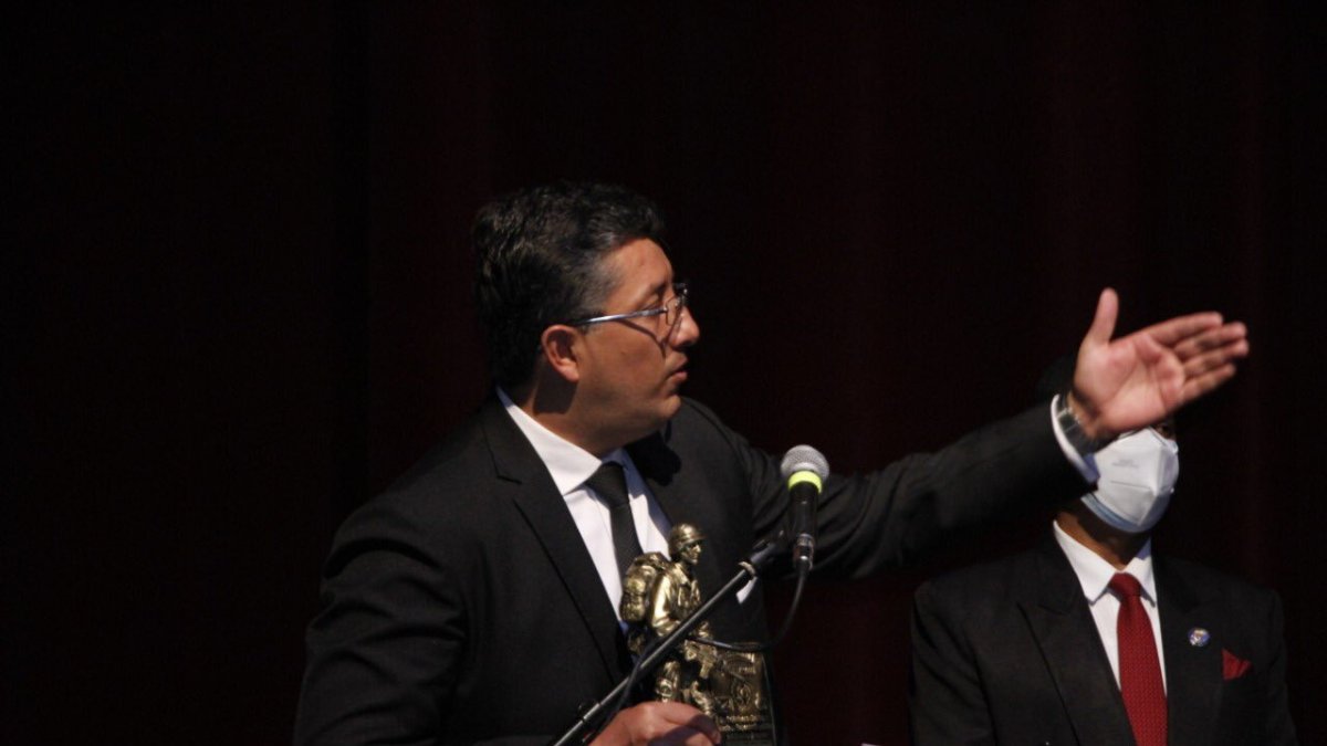 Cruz niega las acusaciones y asegura que es otra víctima de la persecución política.