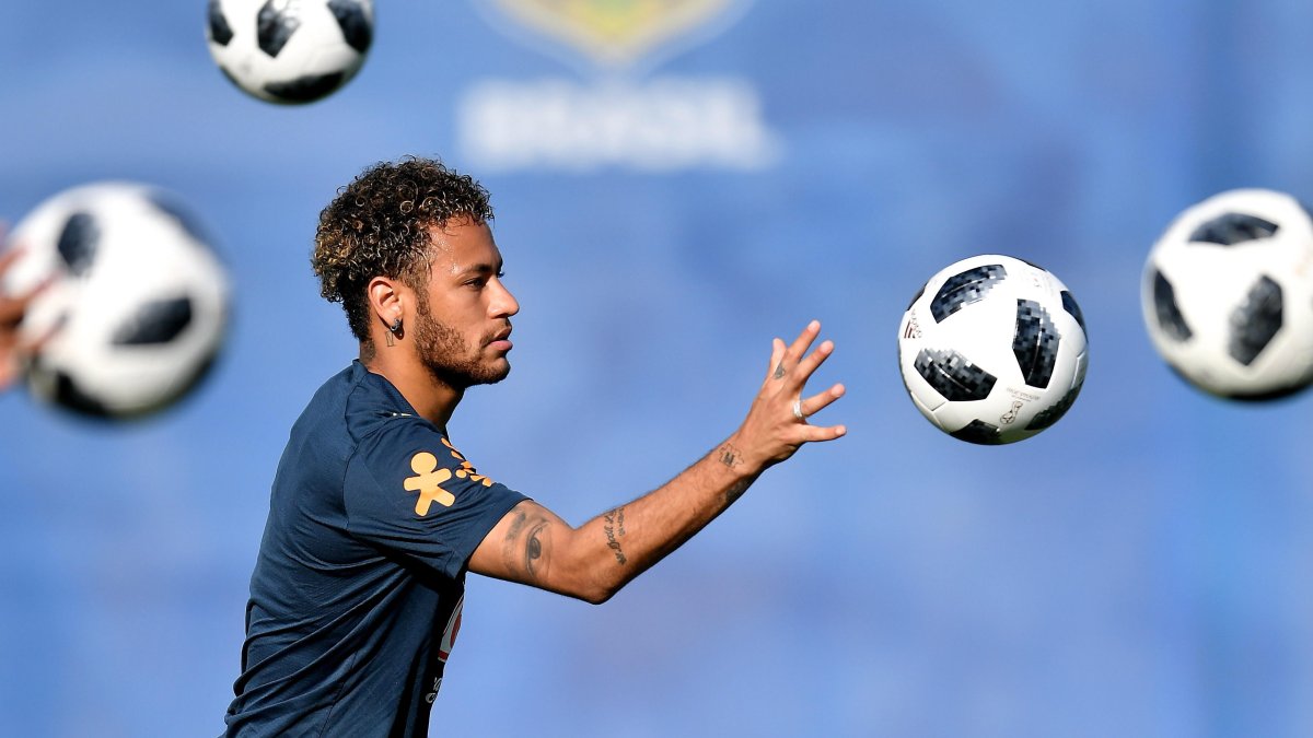 Neymar iniciará junto a la selección brasileña la búsqueda de un cupo para el Mundial de Catar.