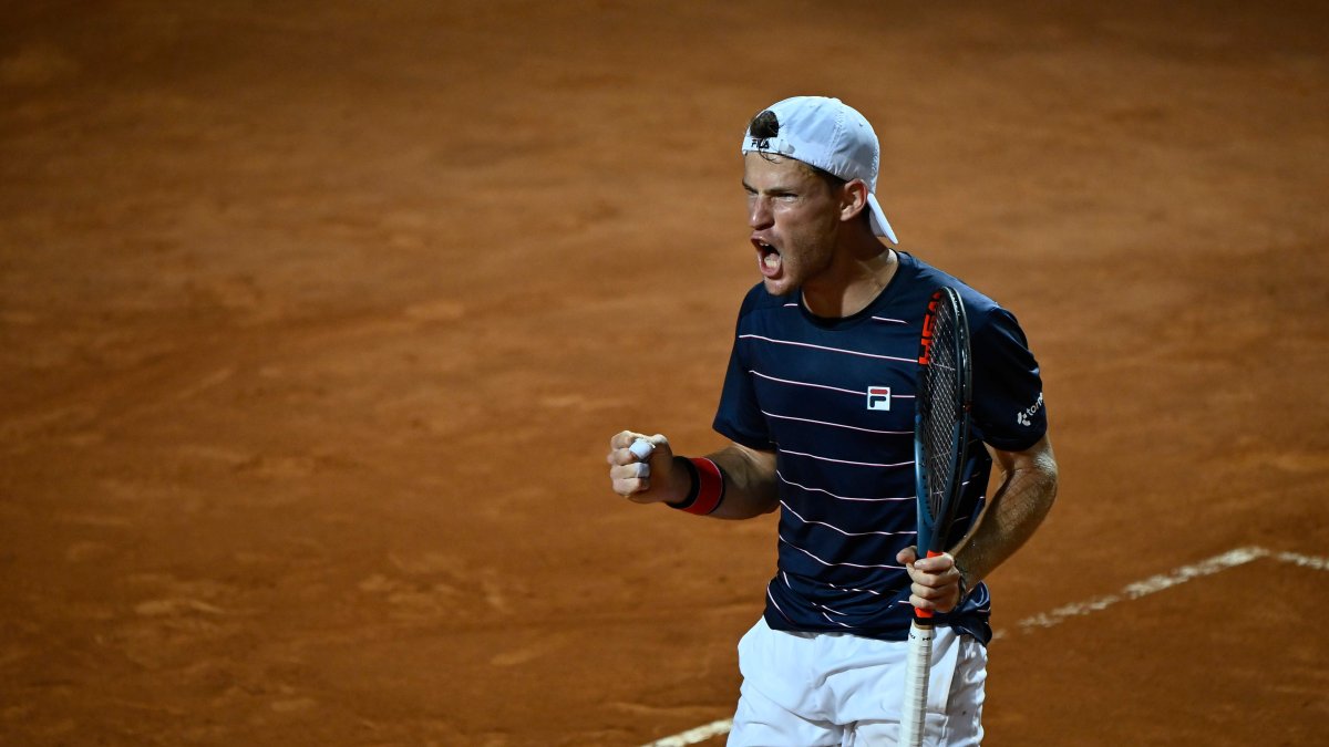 Diego Schwartzman celebra luego de eliminar a Rafael Nadal del Masters 1.000 de Roma.