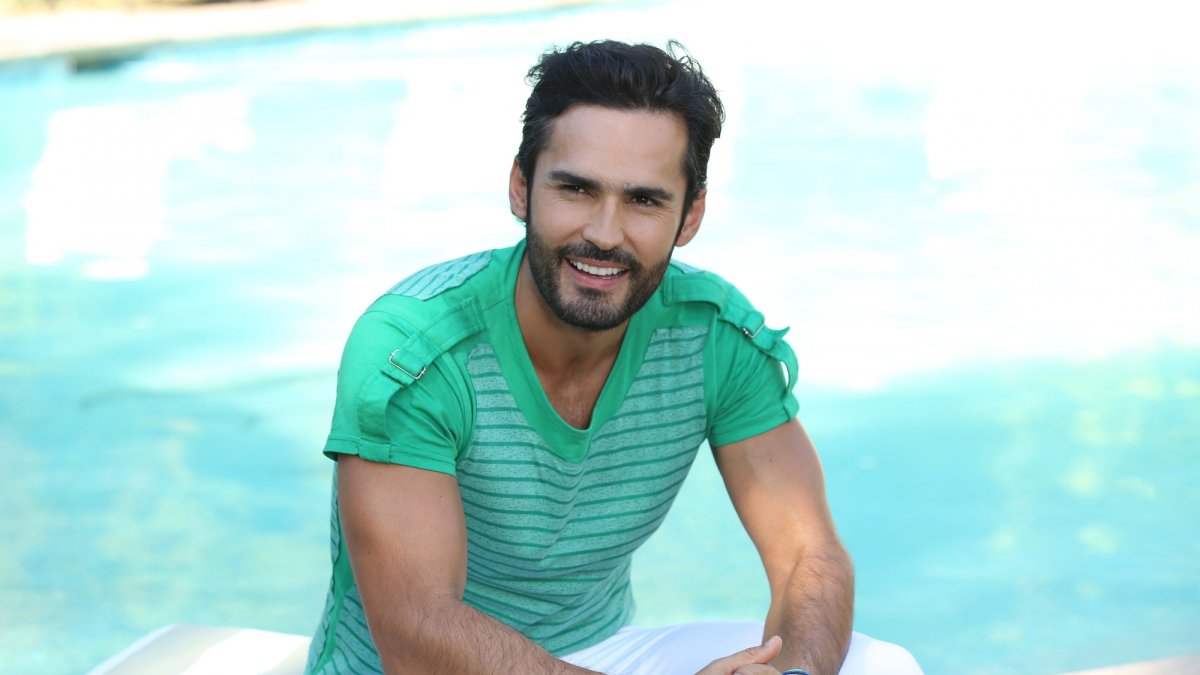 El actor es conocido por otras producciones como Corazón valiente y Tierra de reyes.