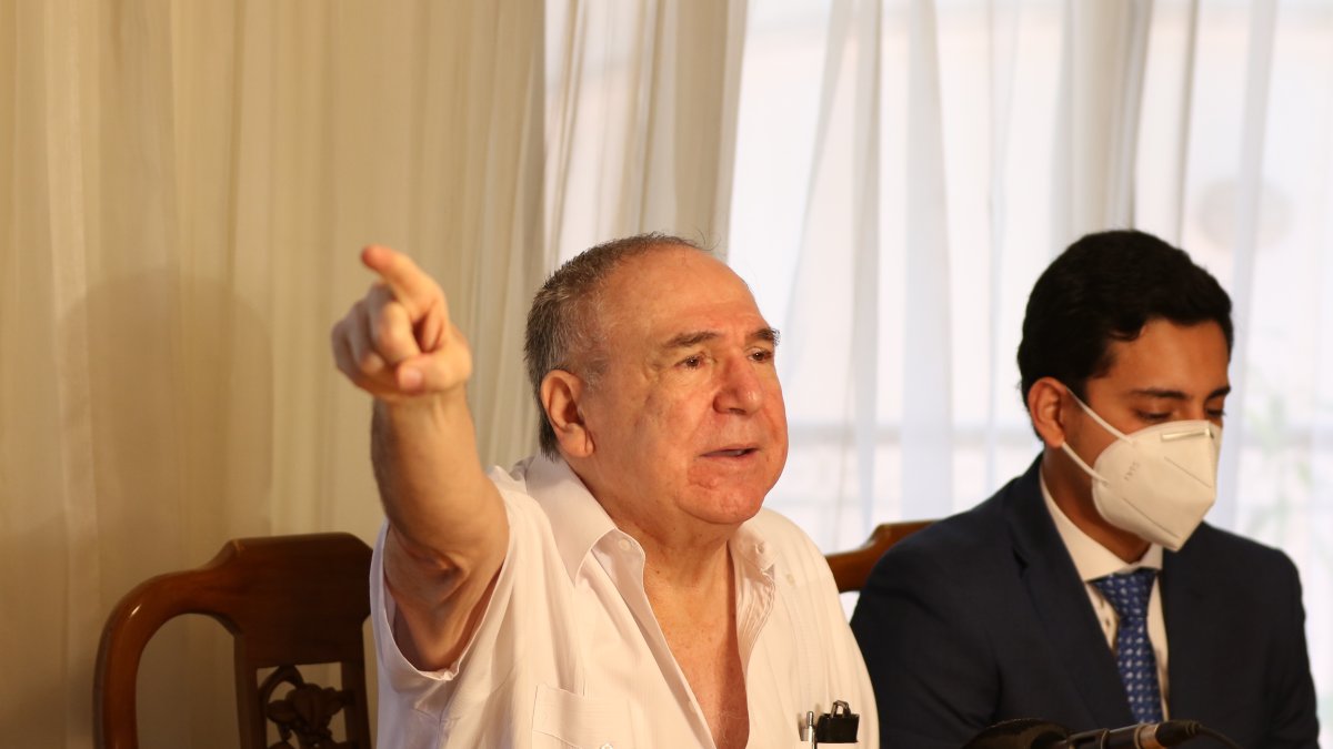 El expresidente mantiene arresto domiciliario en su residencia de Guayaquil.