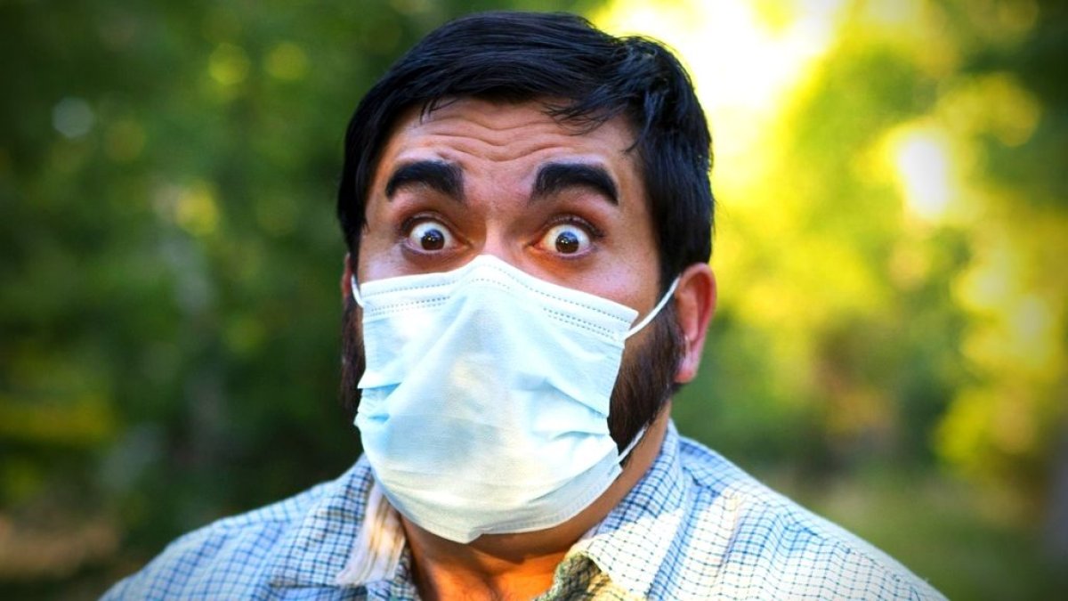 El uso generalizado de mascarilla ayudaría a que el coronavirus pierda fuerza.