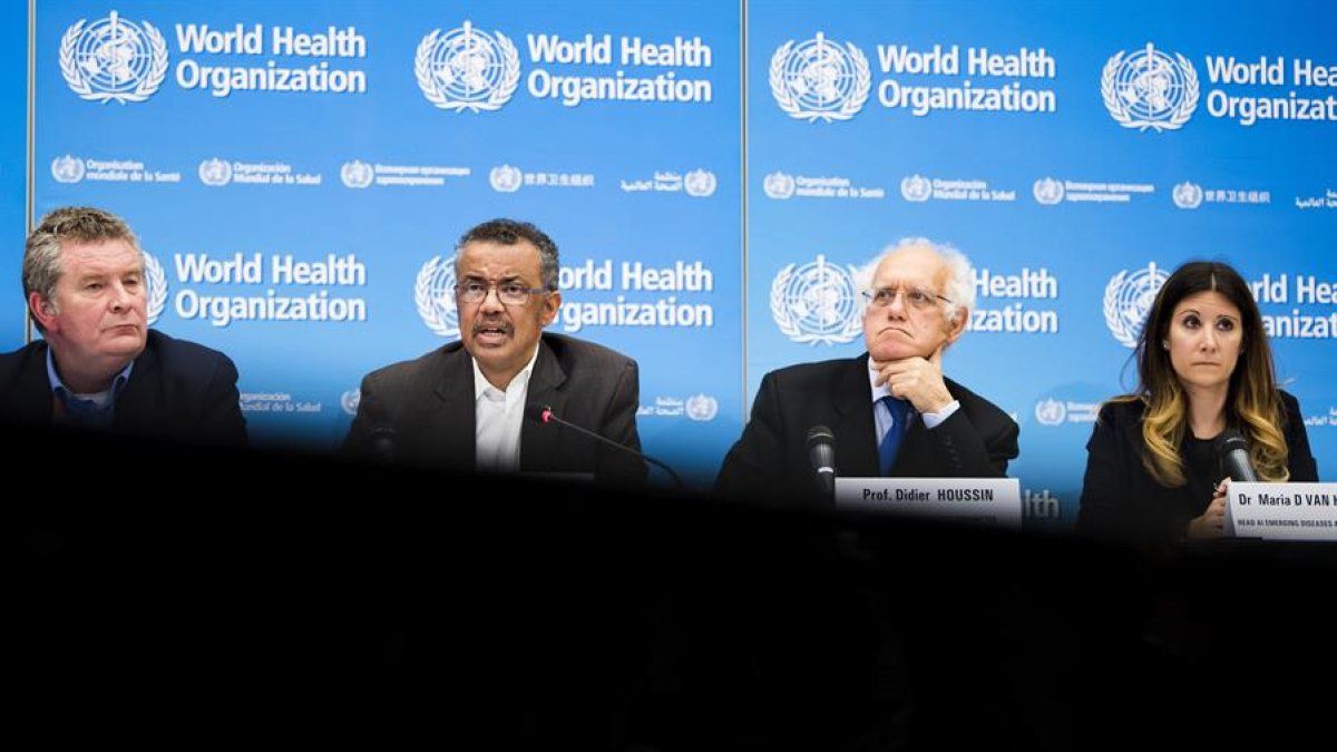 Altos mandos de la ONU en una reunión sobre la crisis global del coronavirus.