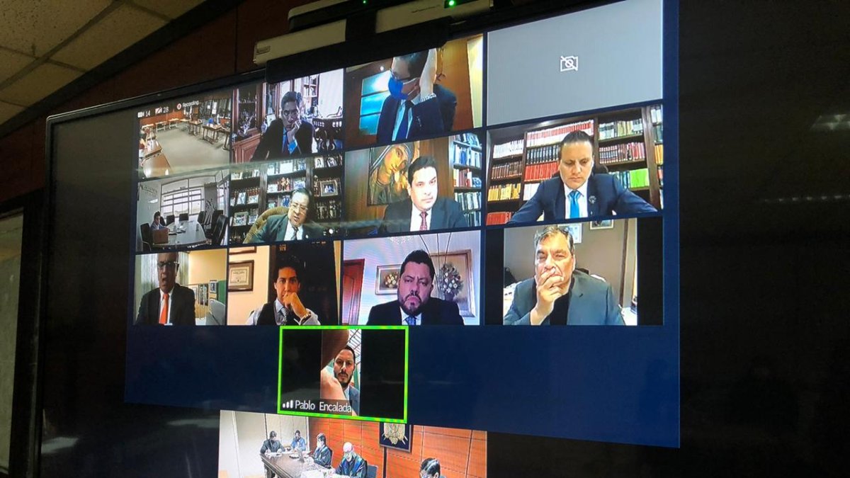 Asistencia. En el último día de la audiencia de casación por Sobornos, el expresidente Rafael Correa fue escuchado por los jueces.