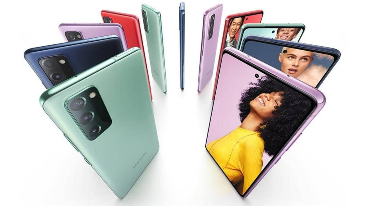 El Galaxy S20 FE trae una cámara de nivel profesional junto con la Cámara selfie de 32MP que incluye tecnología tetra-binning.