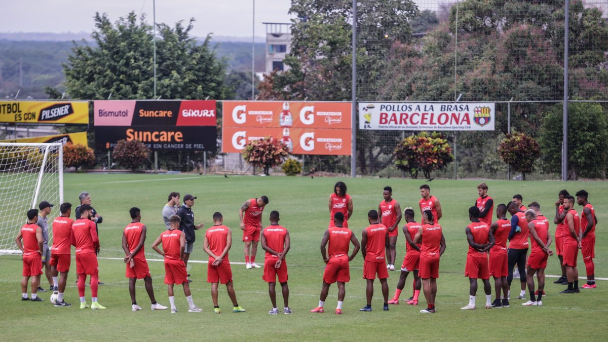 Los jugadores entrenarán con normalidad a la espera del duelo con Independiente del Valle.