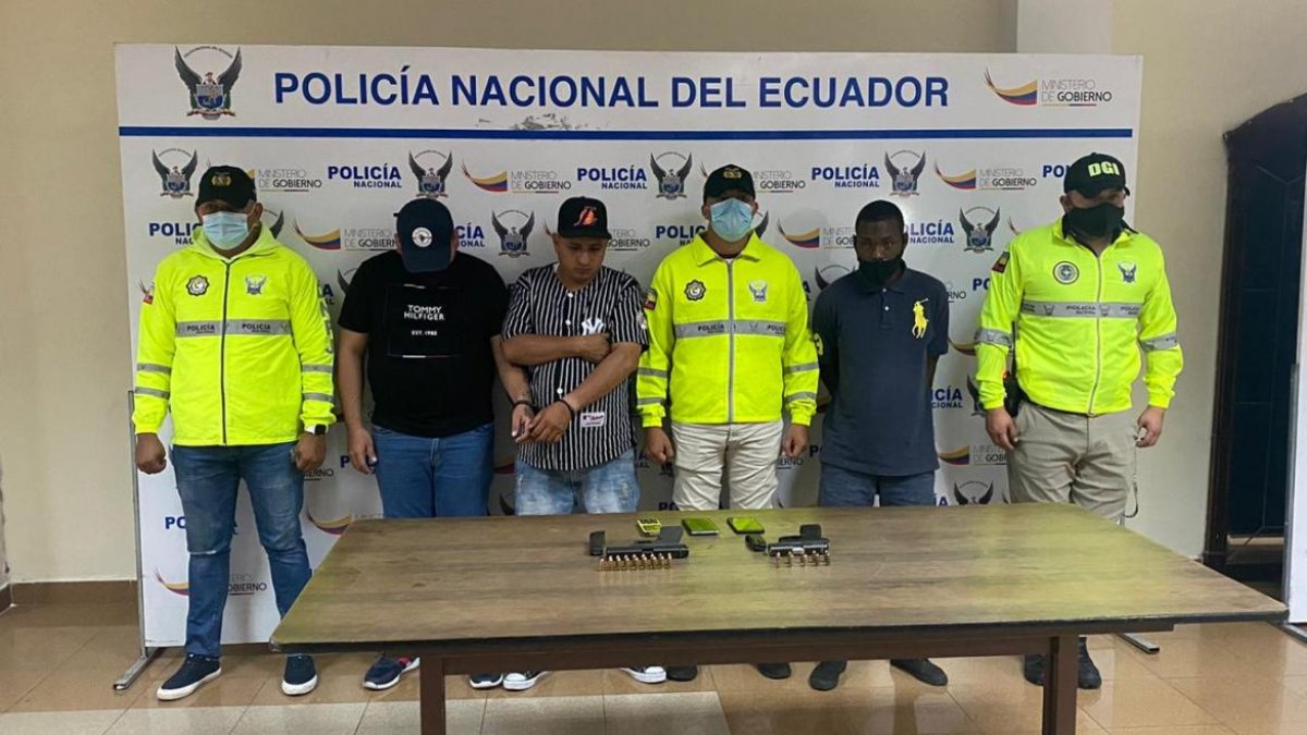 Los sospechosos fueron detenidos y llevados a la Unidad Judicial de Flagrancia.