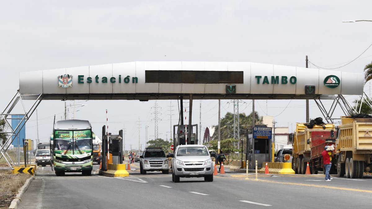 Pago. La Prefectura pagó 70 millones en subsidio de peaje en 20 años.