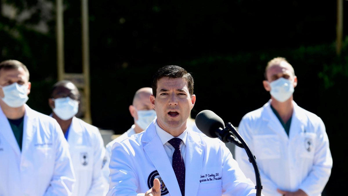 El médico Sean P. Conley ofrece una actualización sobre la condición del presidente de Estados Unidos, Donald J. Trump.