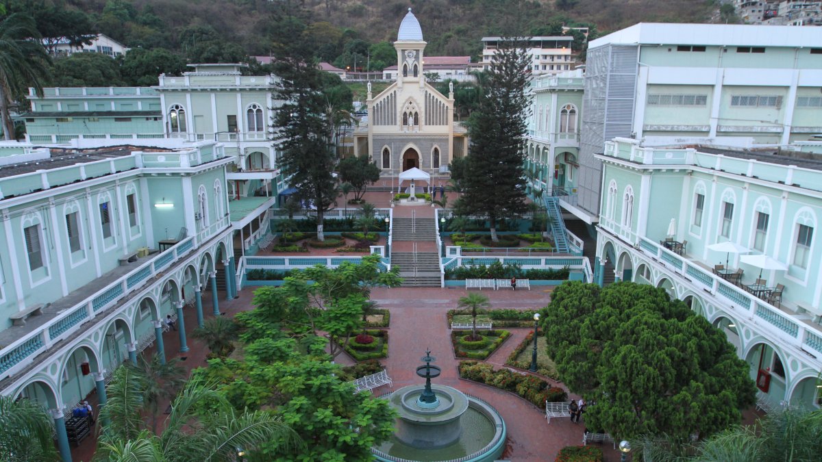 El hospital Luis Vernaza en Guayaquil.