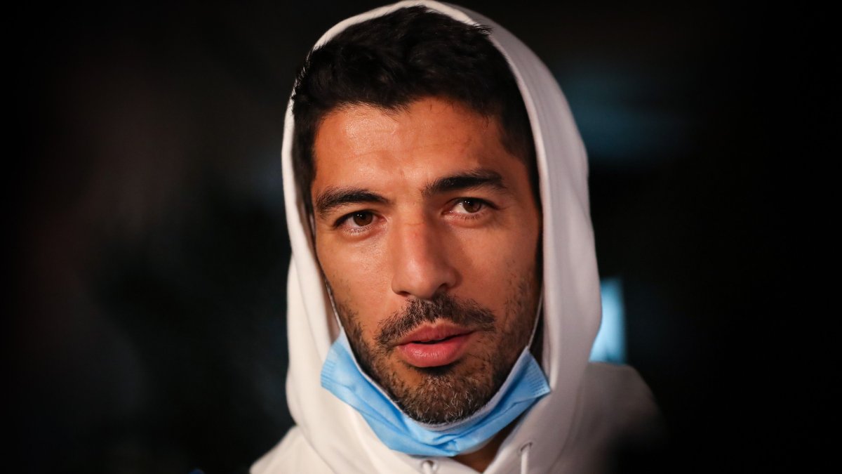 Luis Suárez estaba considerado como titular para el duelo de mañana contra Brasil en casa.