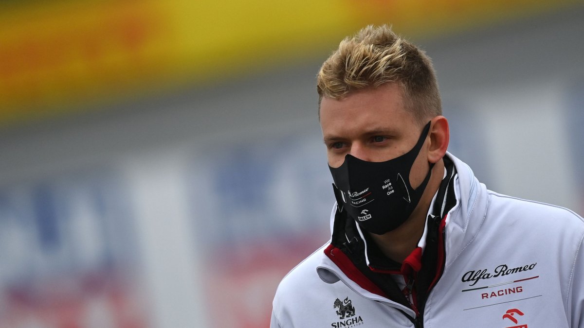 Mick Schumacher, de 21 años, iba a hacer sus primeras pruebas de entrenamiento del Munia de F1 con Alfa Romeo.