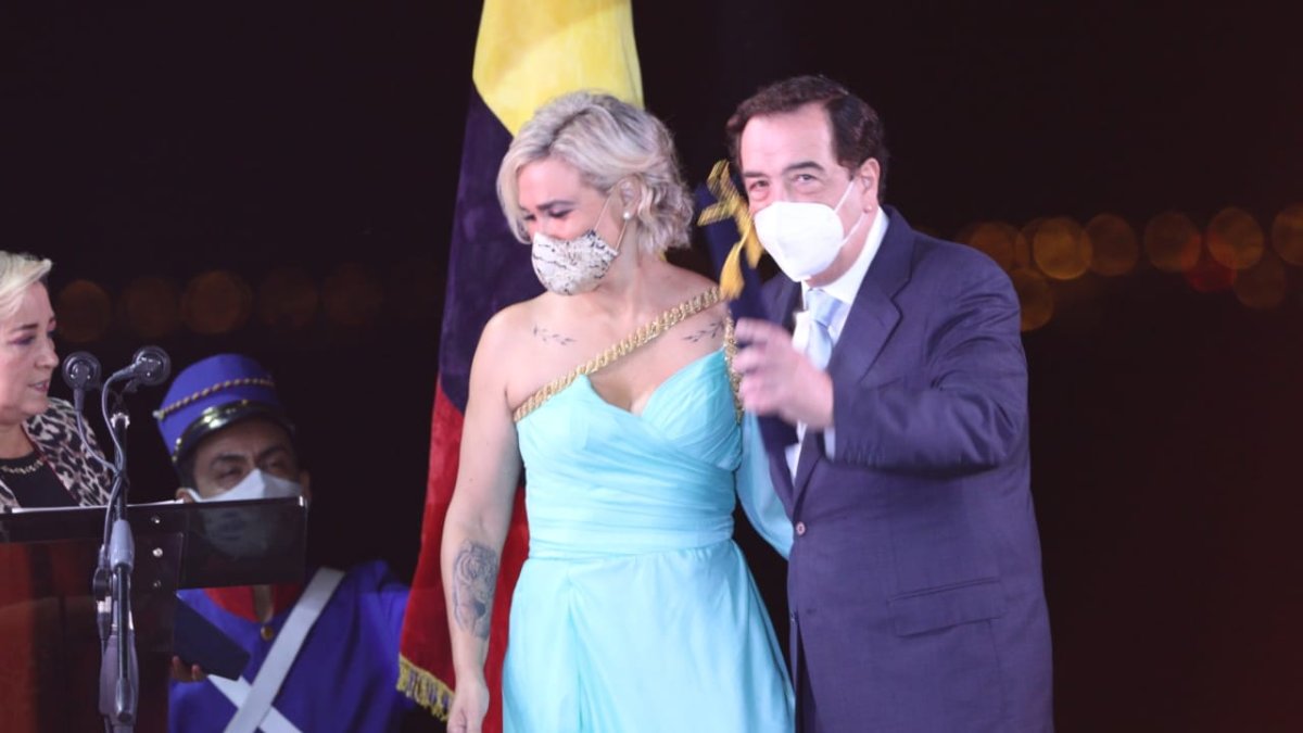 Cynthia Viteri y Jaime Nebot, en la sesión solemne por Bicentenario.