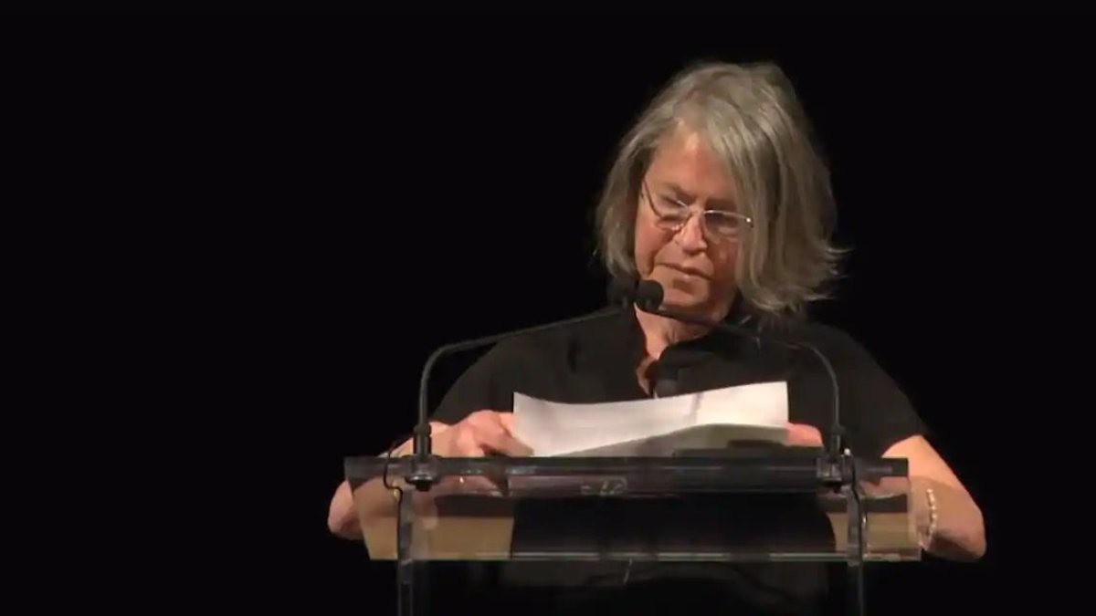 Louise Glück ganó el Nobel de Literatura la semana pasada.