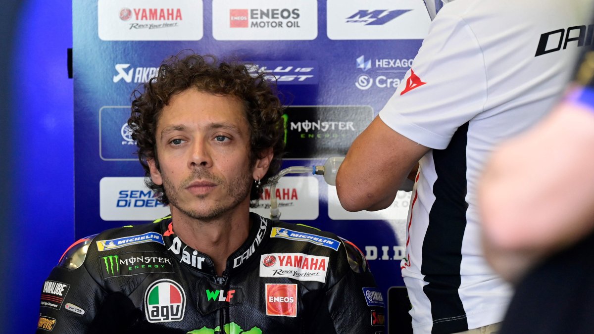 El equipo Monster Energy Yamaha tomó las medidas que señala el protoclo de seguridad con Valentino Rossi.