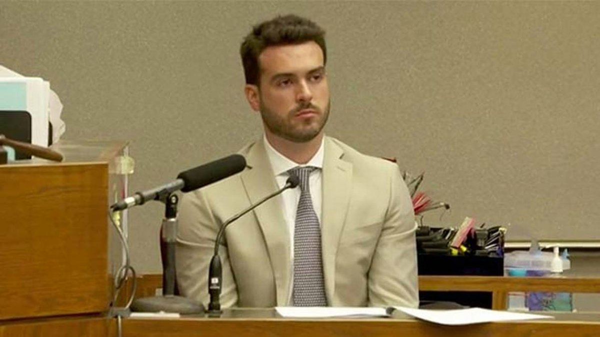 Dos segundos de una mala reacción acabaron con la carrera del artista mexicano.