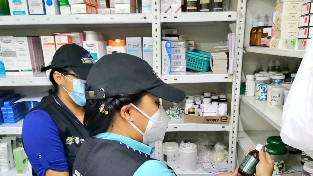 Miembros de Arcsa realizan operativos en 30 cantones de Ecuador.