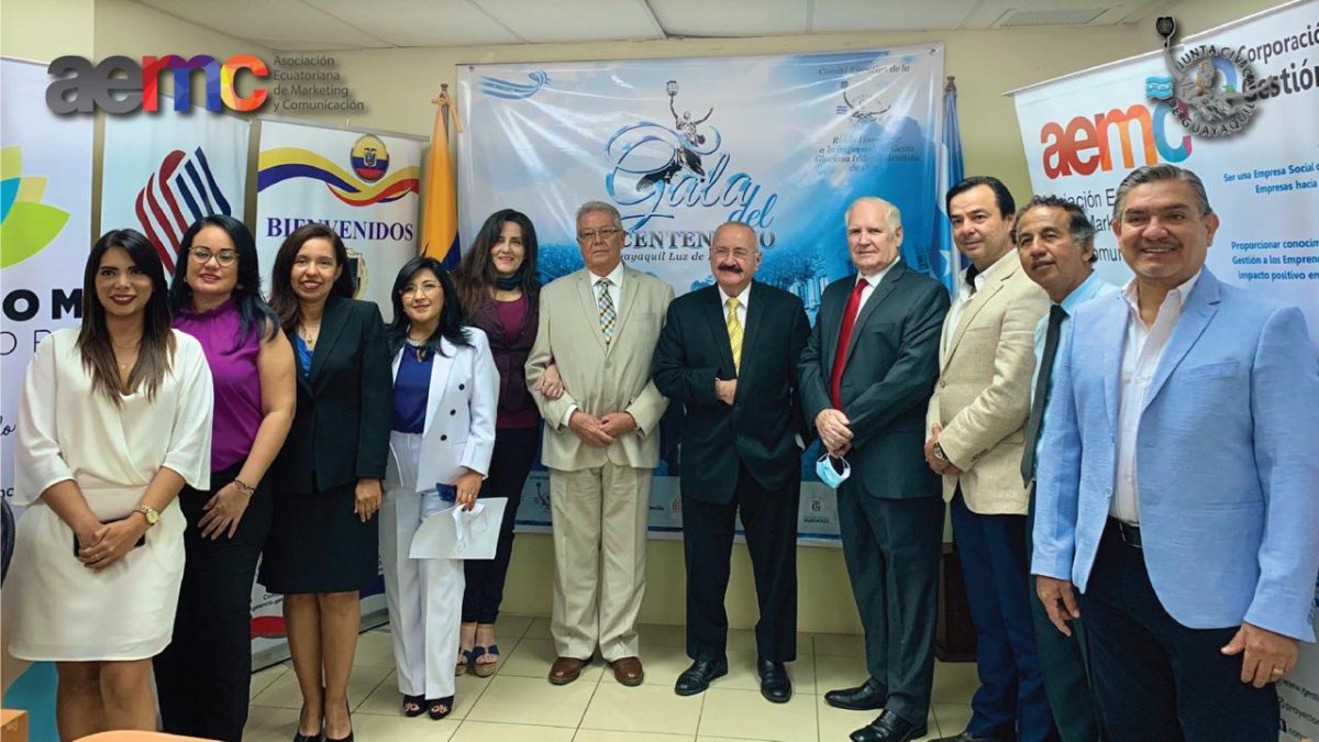 Agrupación. La Junta Cívica de Guayaquil alista la entrega anual de reconocimientos.