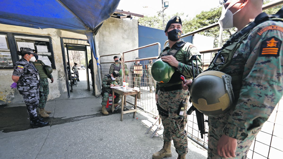 Medida. El pasado 10 de agosto, el presidente decretó el estado de excepción que movilizó a militares.