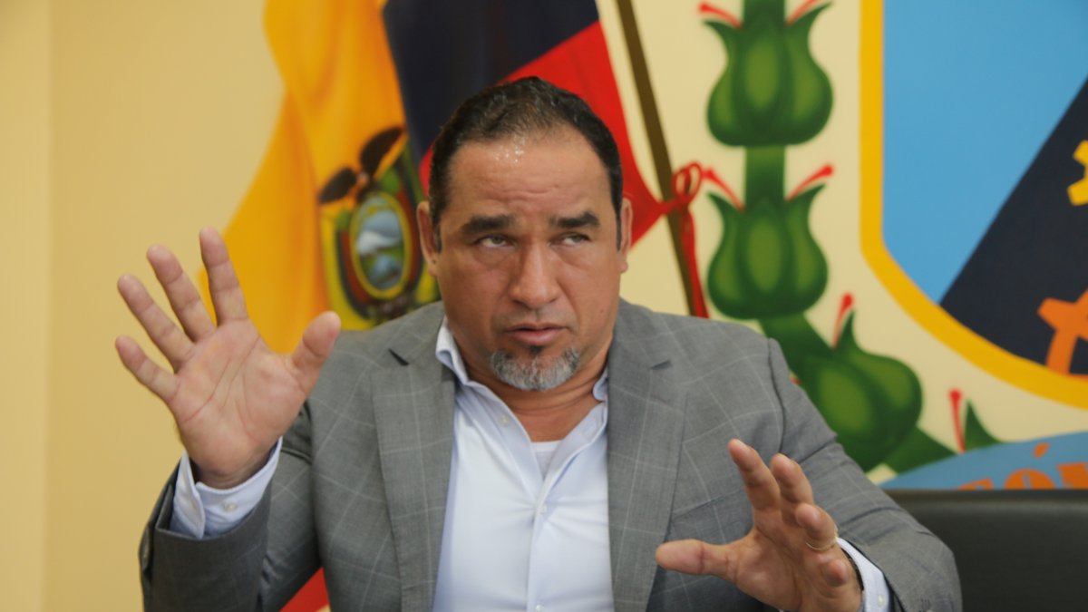El alcalde de Durán, Dalton Narváez, en una entrevista con Diario EXRESO.