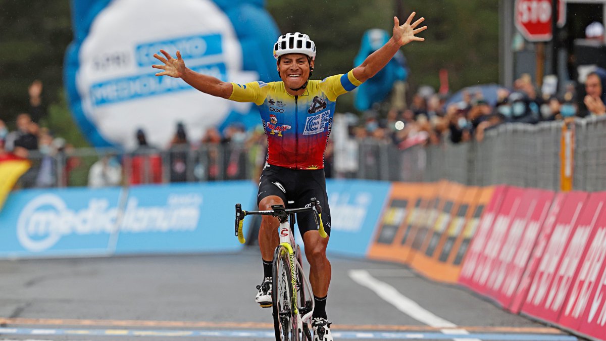 El ciclista ecuatoriano era uno de los 3 tricolores en la prueba. En 2020 había conseguido ganar una etapa.