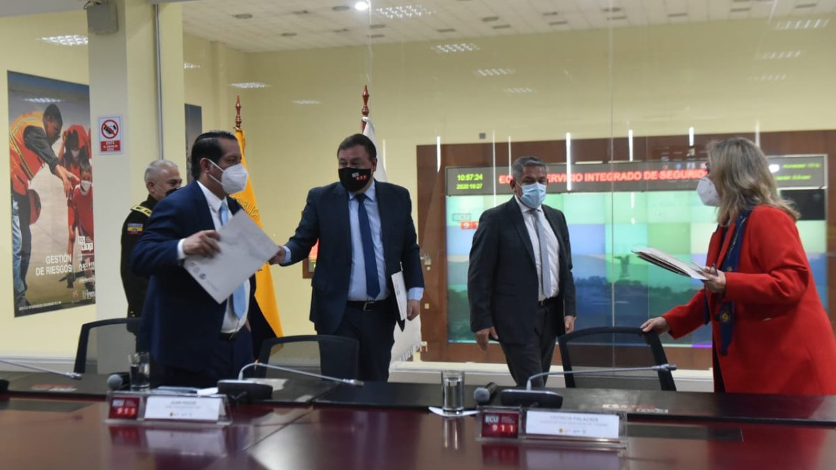 Las autoridades hicieron un llamado para aplicar todas las normas de bioseguridad y evitar contagios de coronavirus durante el feriado.