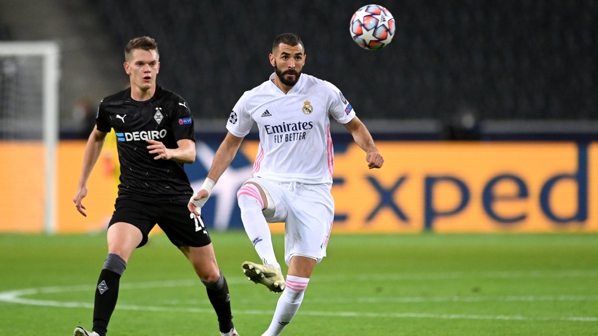Karim Benzema, del Real Madrid, de mostró incisivo ante los germanos.