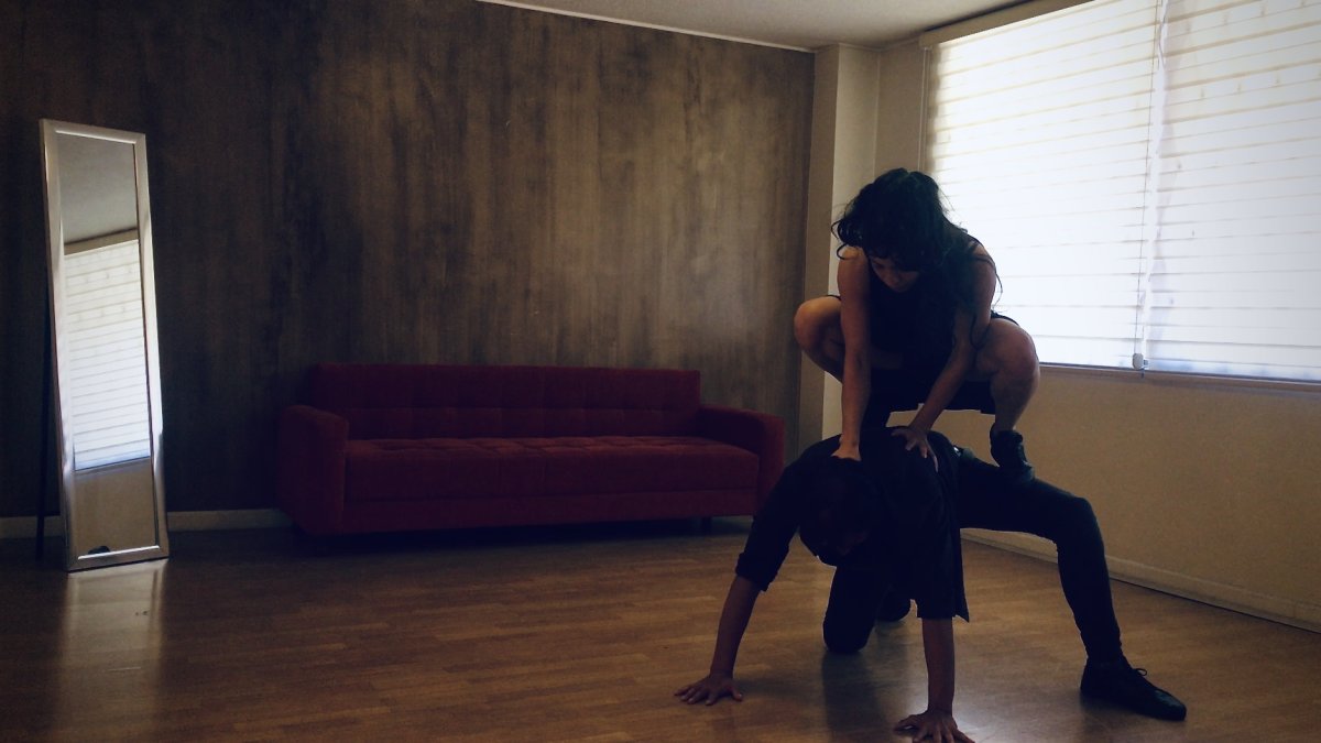 En los audiovisuales, los artistas exploran las posibilidades de la danza en el ámbito de los nuevos medios