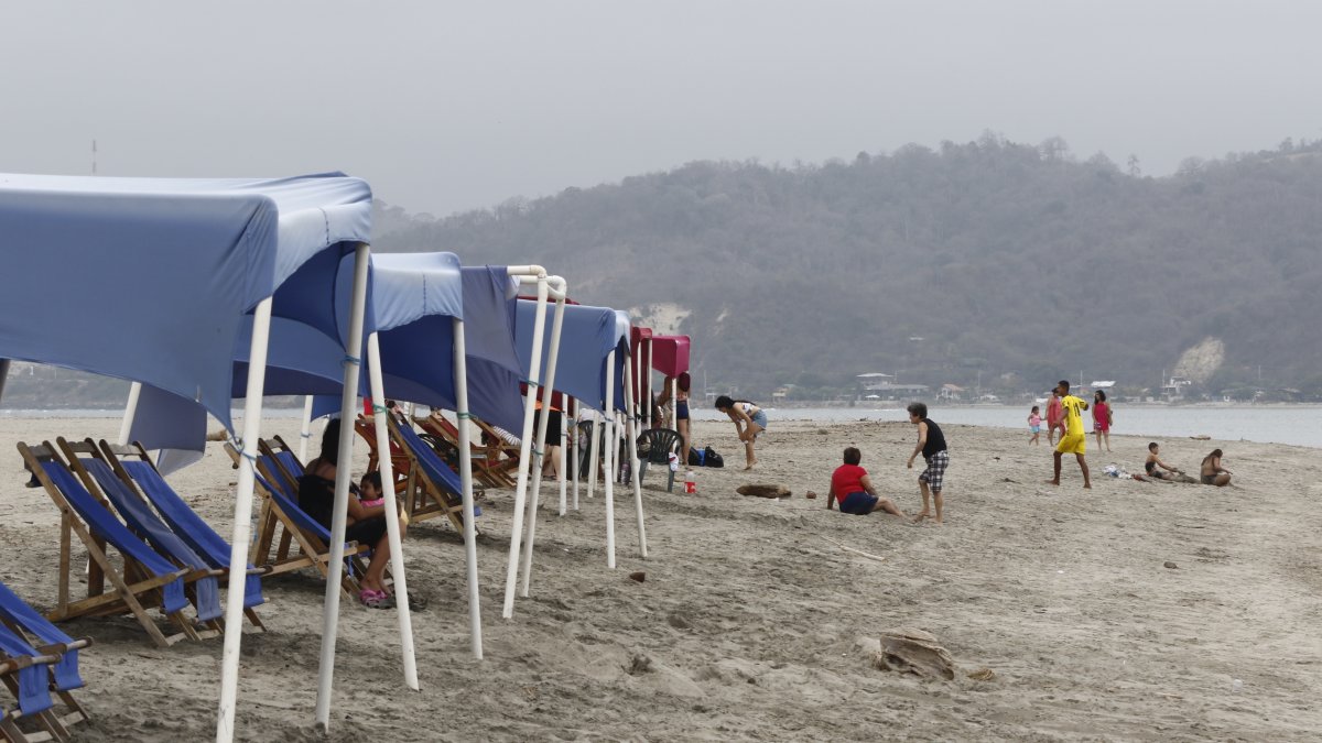 Paisaje. Las bellas playas de Bahía de Caráquez, del cantón Sucre, serán escenario de una simulación de sismo con tsunami 