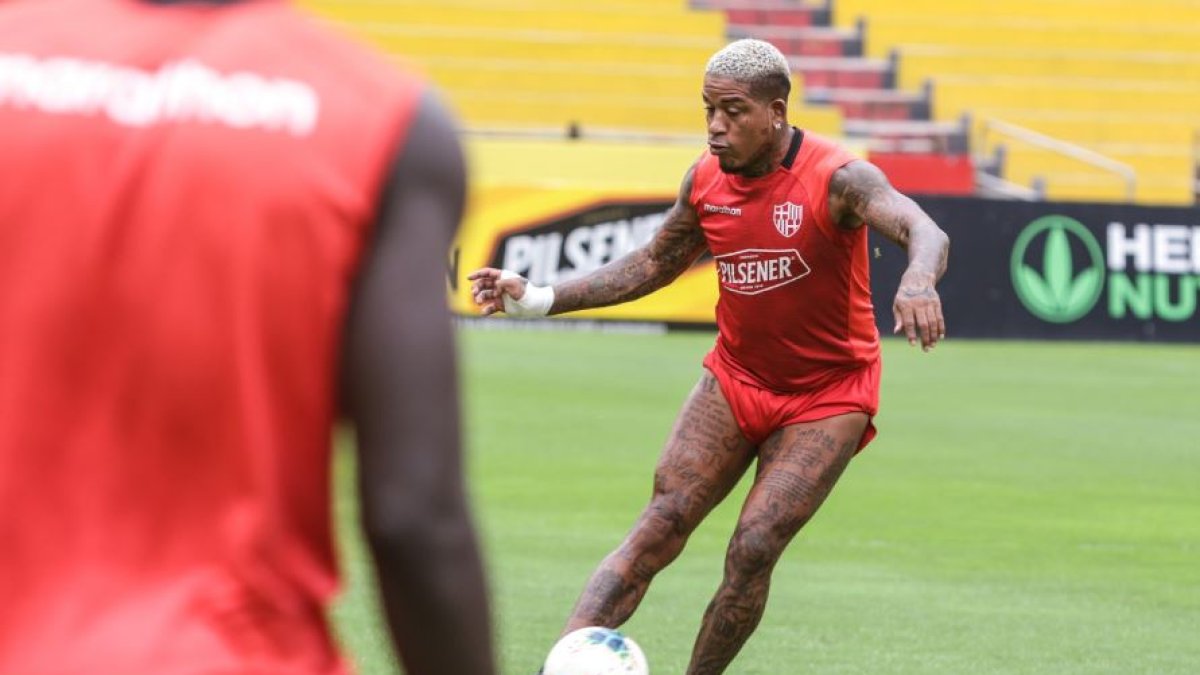 Michael Arroyo podría volver a la titularidad en el Ídolo.