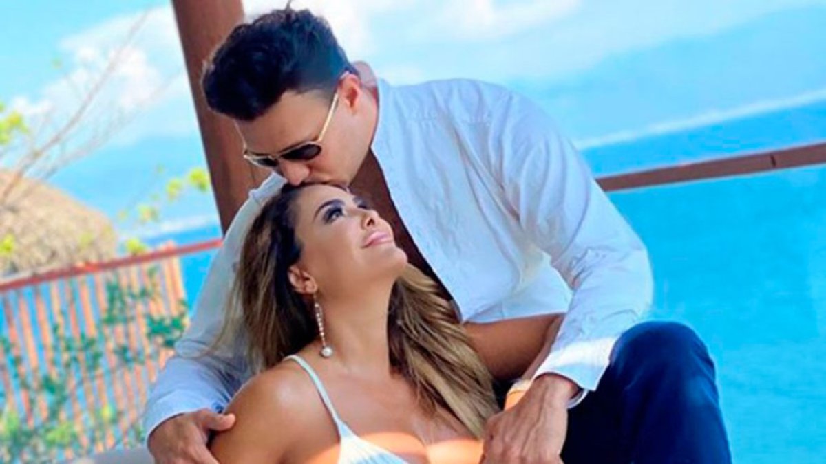 'El bombón asesino' con Larry Ramos.