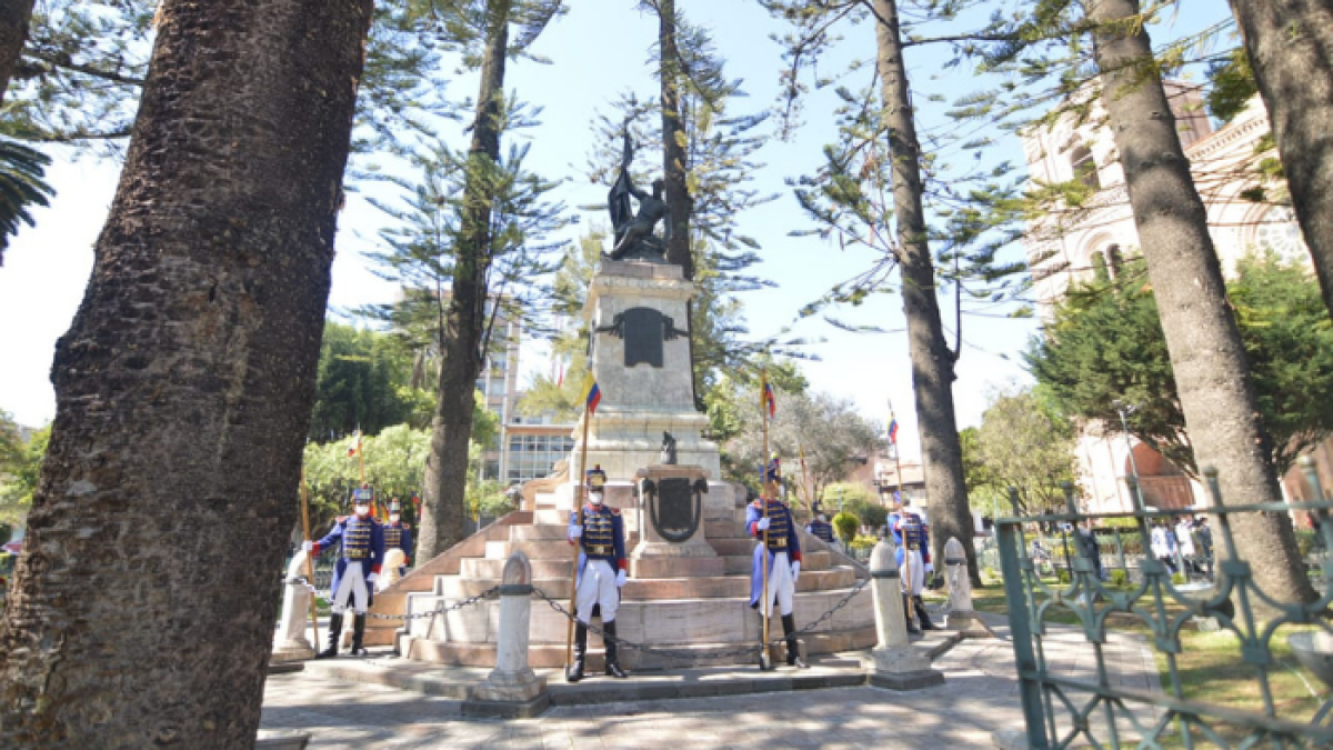 Cuenca celebra su bicentenario con prudencia.
