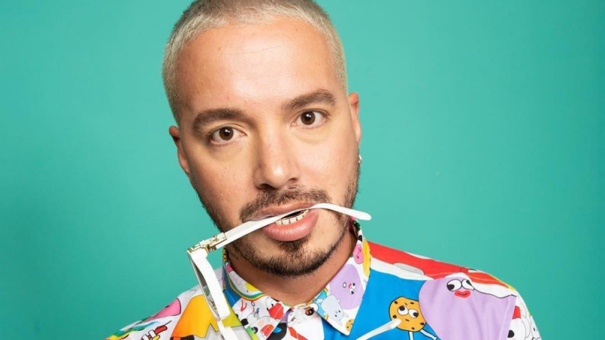 El artista colombiano es reconocido por fusionar el reguetón y trap con música anglo.