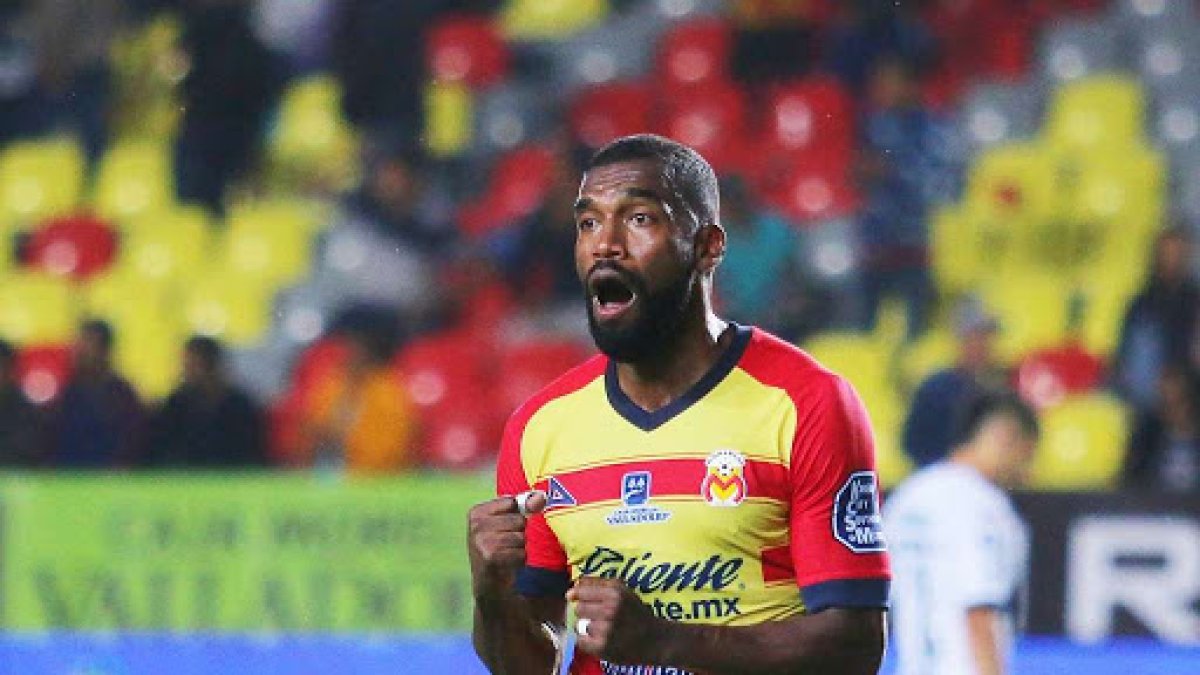 Gabriel Achilier está en la mira de un grande de Perú.